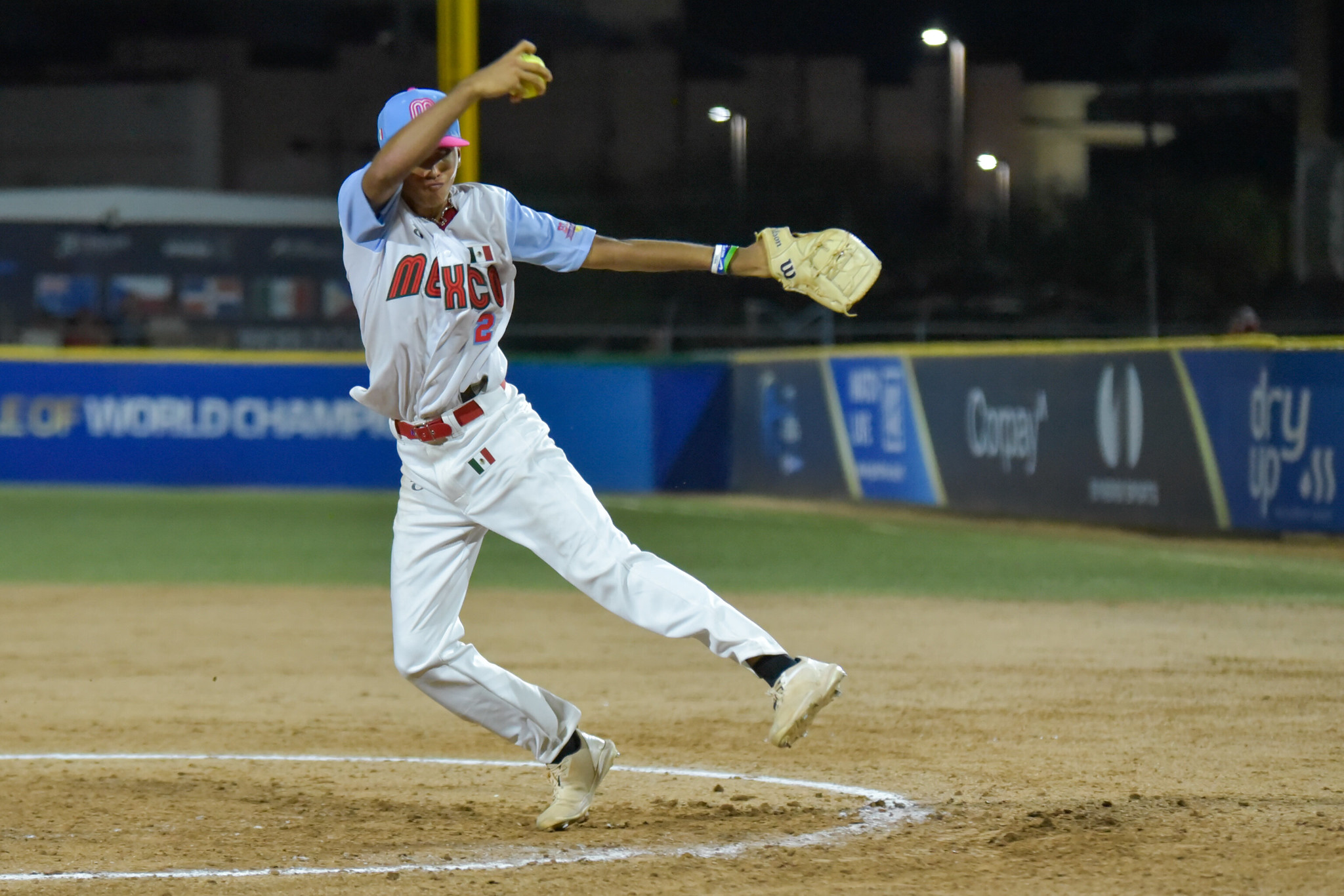 México cae ante Venezuela en la Copa Mundial de Softbol en Hermosillo