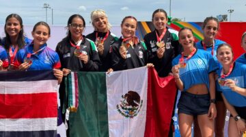 Yessika Jorquera y Silvia Duarte, atletismo