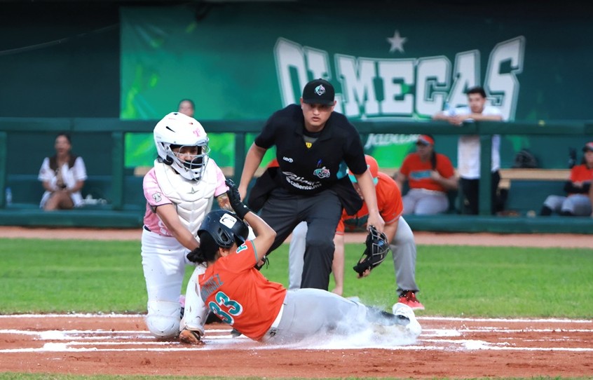 Naranjeros de Hermosillo softbol femenil