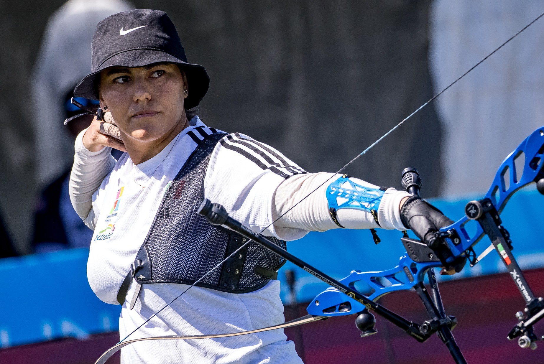 Alejandra Valencia Rosa María Tapia tiro con arco triatlón