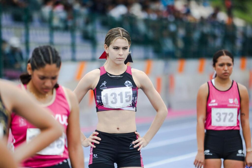 Alexia Beltrán atletismo softbol