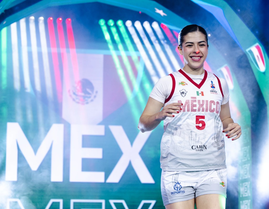 Karina Esquer basquetbol