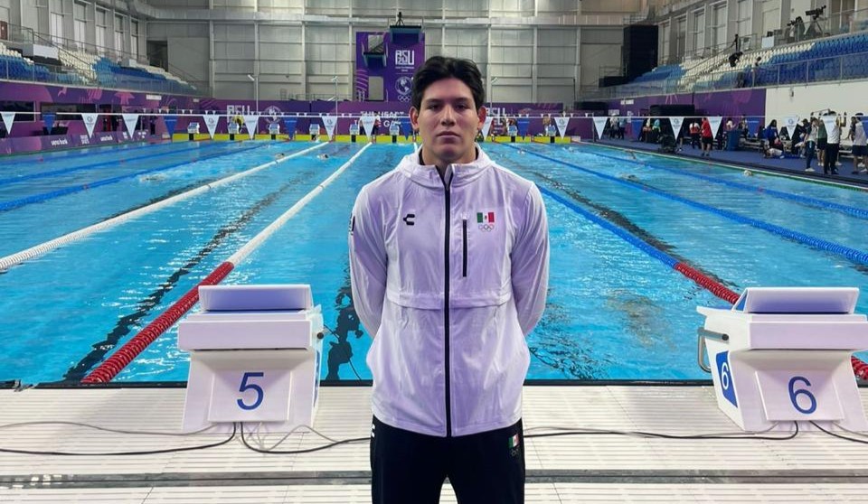 Alfredo Velázquez natación