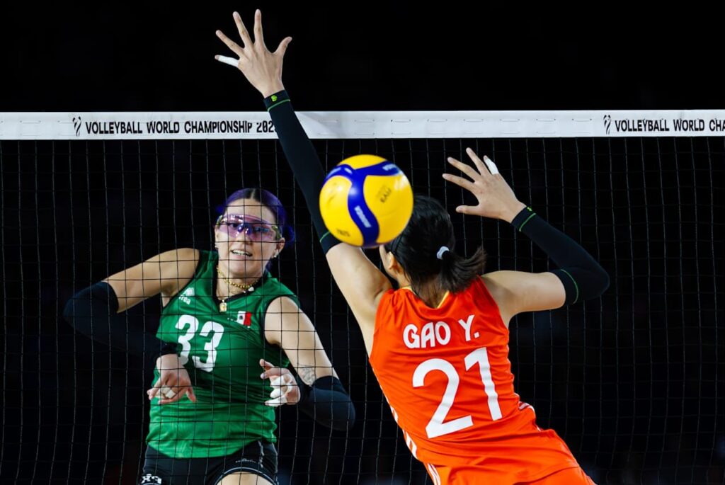 Karina Flores voleibol