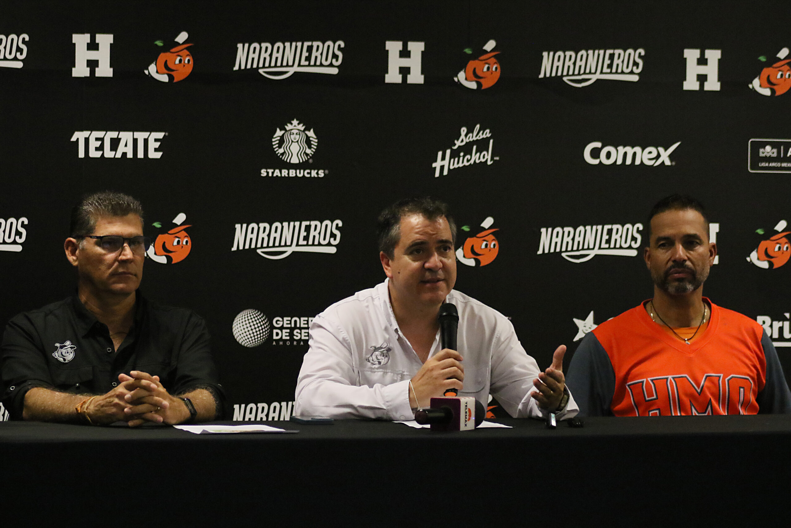 Francisco Gámez Pablo de la Peña Juan Gabriel Castro Naranjeros de Hermosillo beisbol LMP