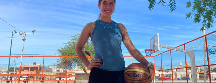 Karina Esquer basquetbol