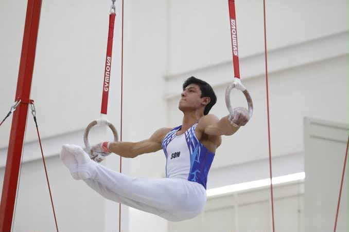 Saúl Valenzuela gimnasia